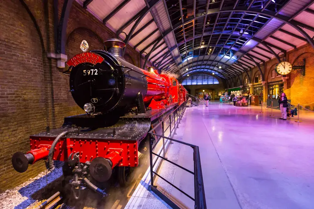 Warner Bros World Abu Dhabi - Photo 5